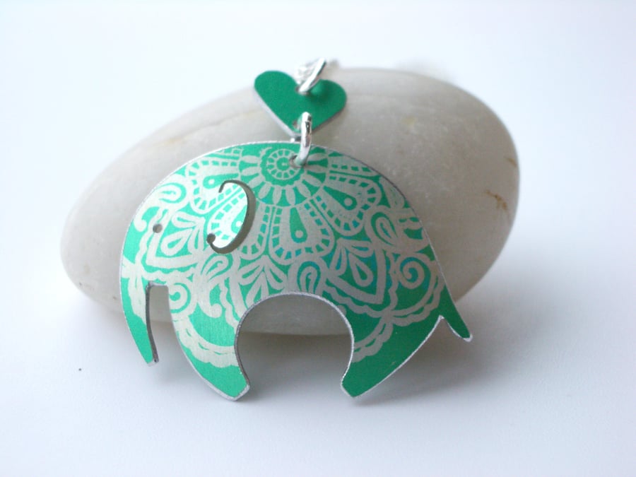 Elephant pendant necklace in jade green