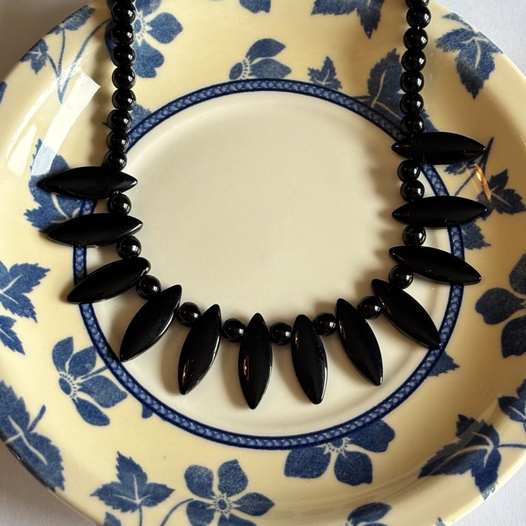 Upcycled glass necklace 