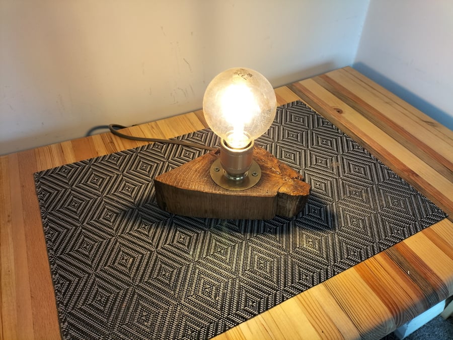 A Simply Charming Small Side Light