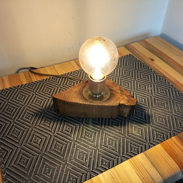 A Simply Charming Small Side Light