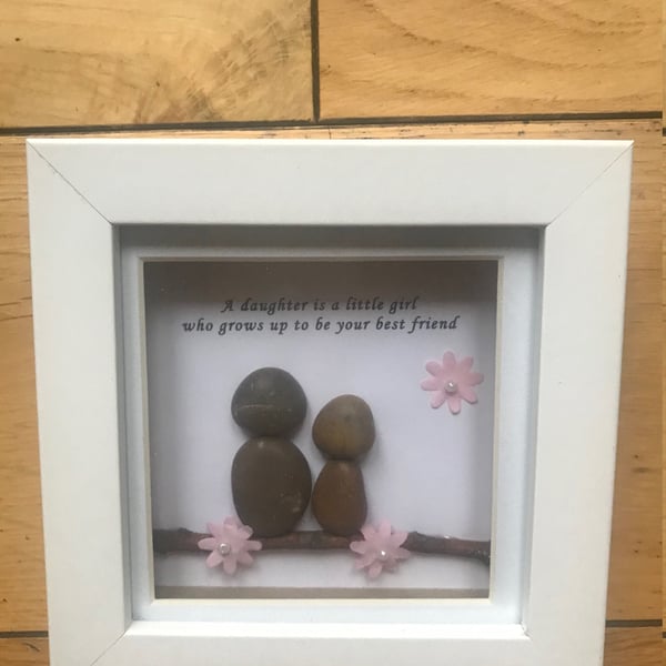 Pebble Artwork Frame, Daughter Gift, Daughter Christmas Gift, Gifs for Family Me