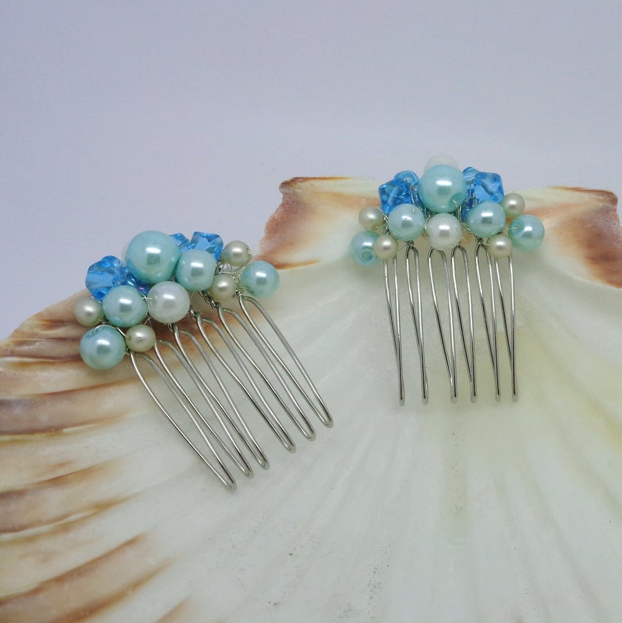 Pair of beaded turquoise, cream & white hair combs 