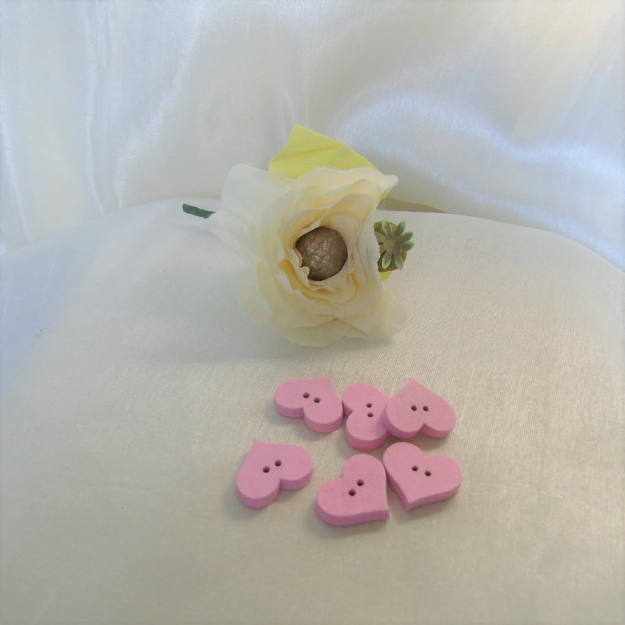 6 pink wood heart buttons - 2 cms across - 2 holes