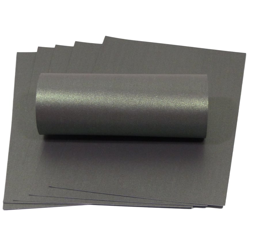 10 Sheets Dazzle Green A4 Card With Pearlescent Shimmer Decorative One Sided 300