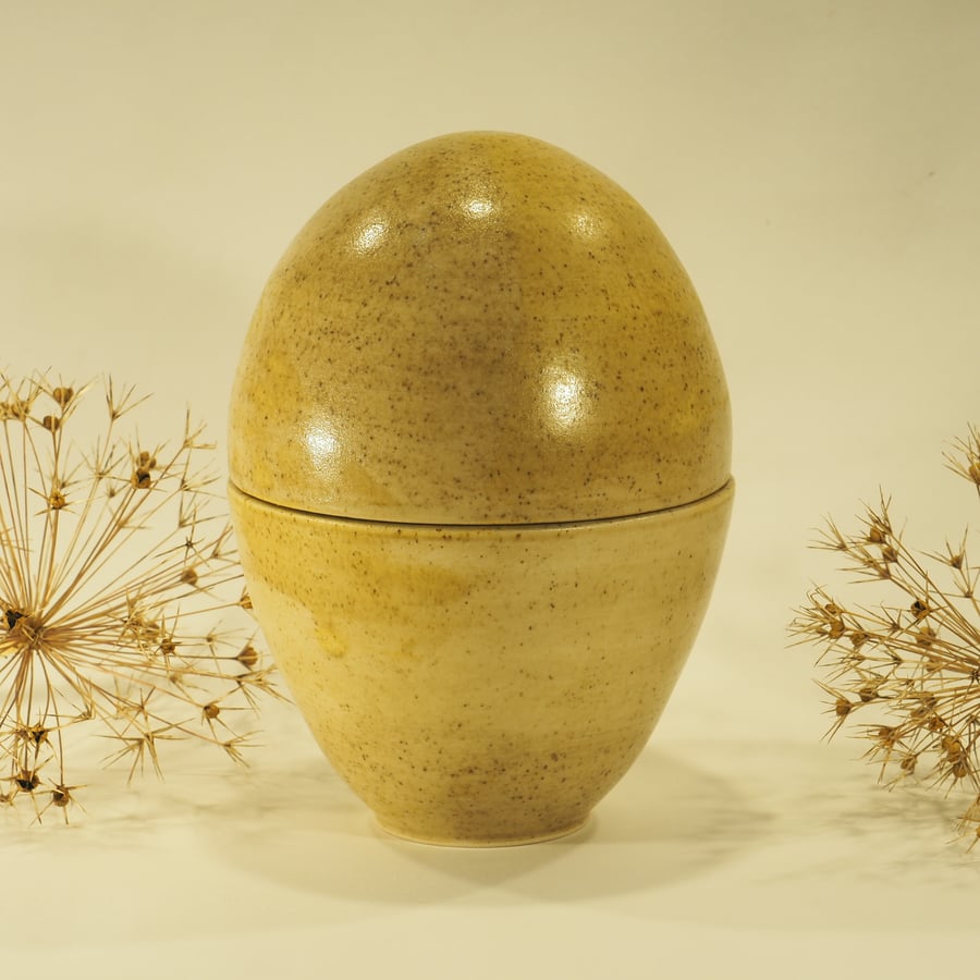 Speckled 'Fill your Own' Ceramic Easter Egg 