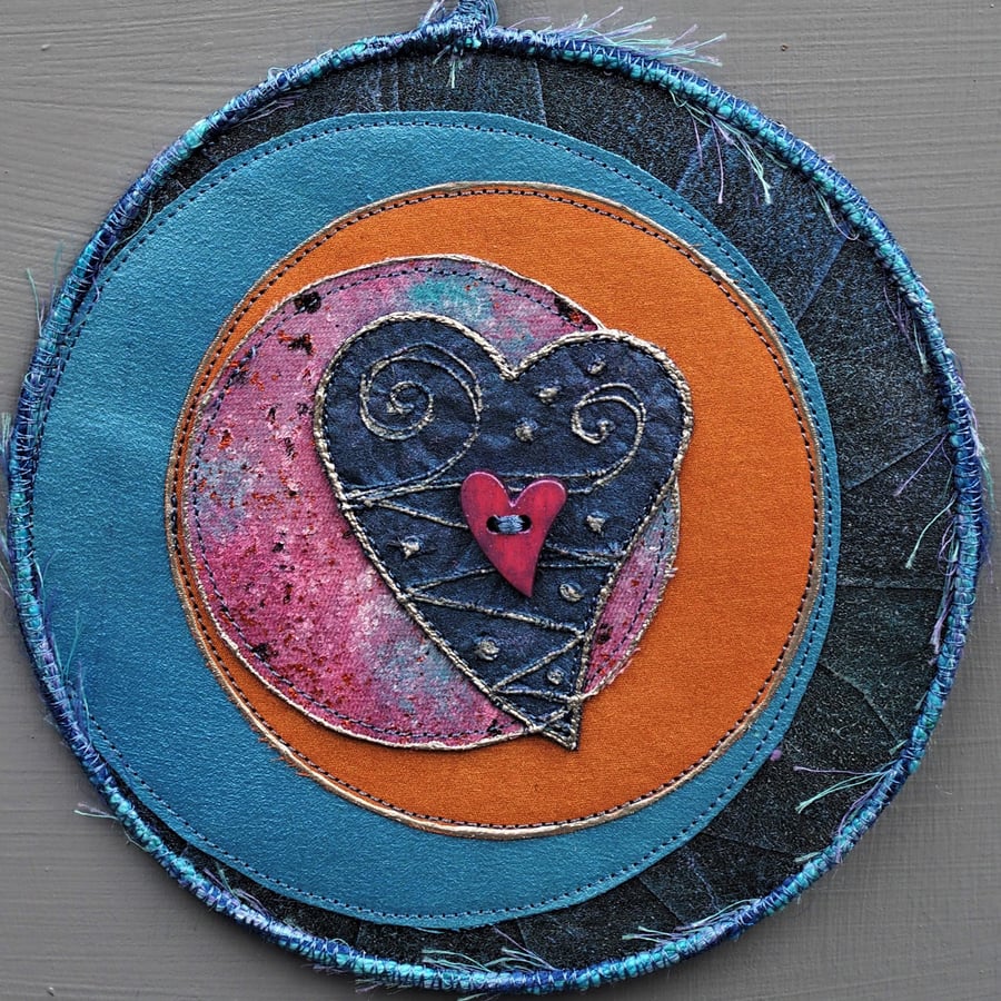 MHM2314 - Moon Heart  Mandala - blue - lilac - pink - 15cm ((6") round