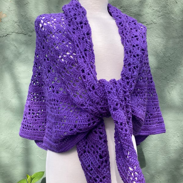 Vegan Purple Sock Yarn Handmade Queen of Hearts Triangle Lace Shawl Wrap Scarf