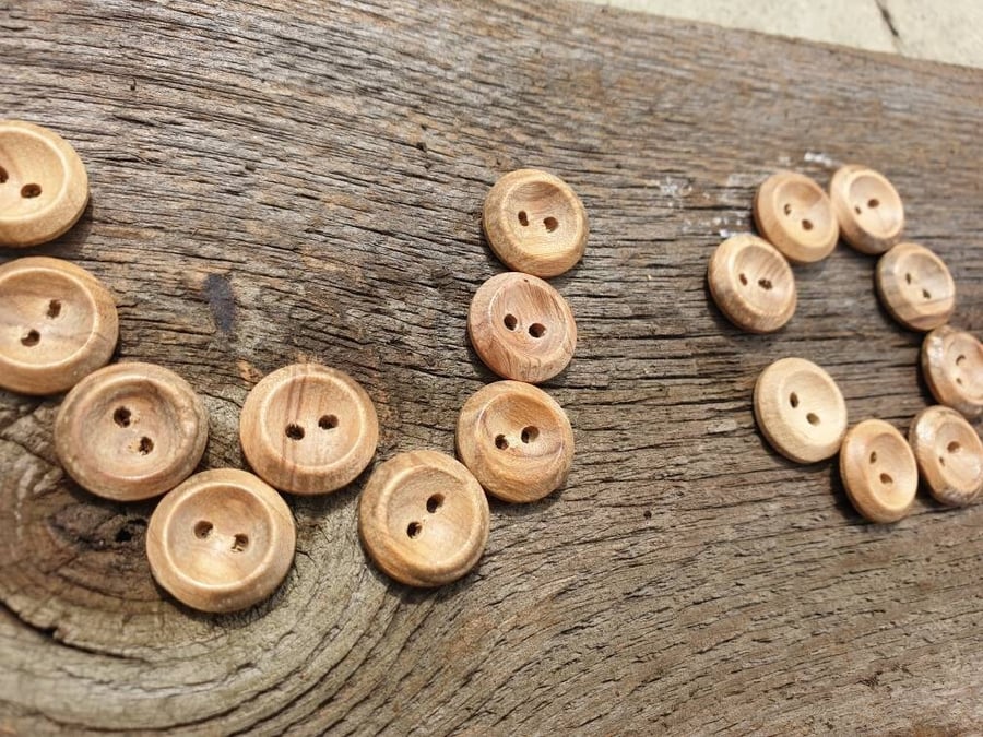 15mm 1st Quality Real Wood Buttons