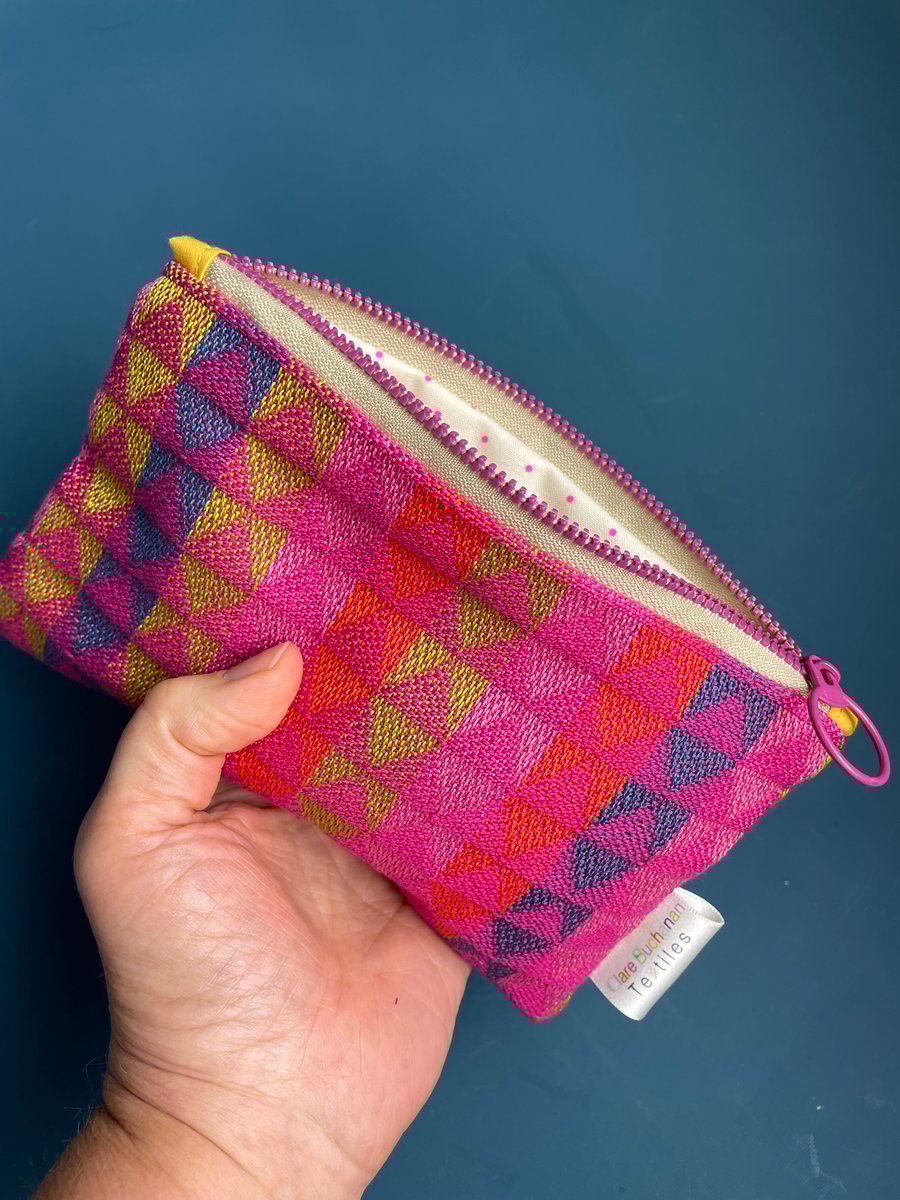 Handwoven Pouch Design 8