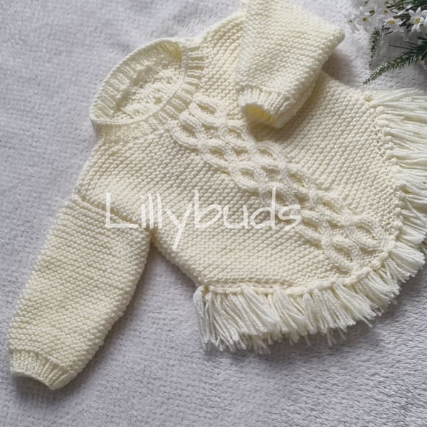 Knitting pattern for Faye, sweater, poncho