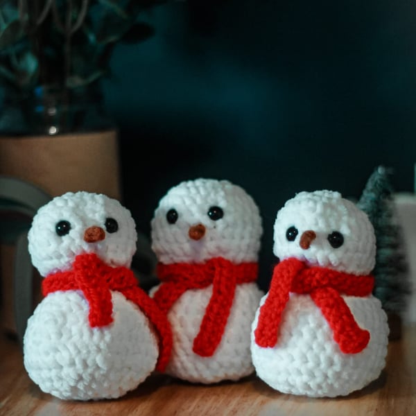 Handmade Crochet Snowman, Christmas decor, Christmas Snowman