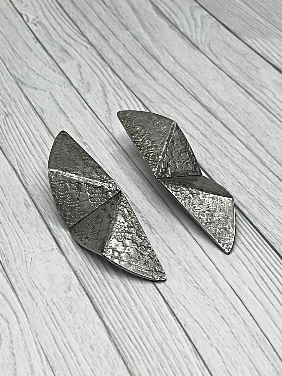 Aluminium Stud Earrings, Tri Folded Design, Imprinted Lace Pattern, Silver Grey