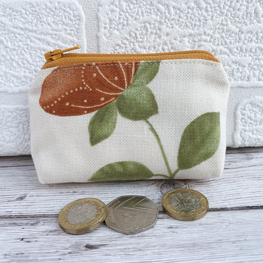 Small purse, coin purse in cream with terracotta and green flower stem