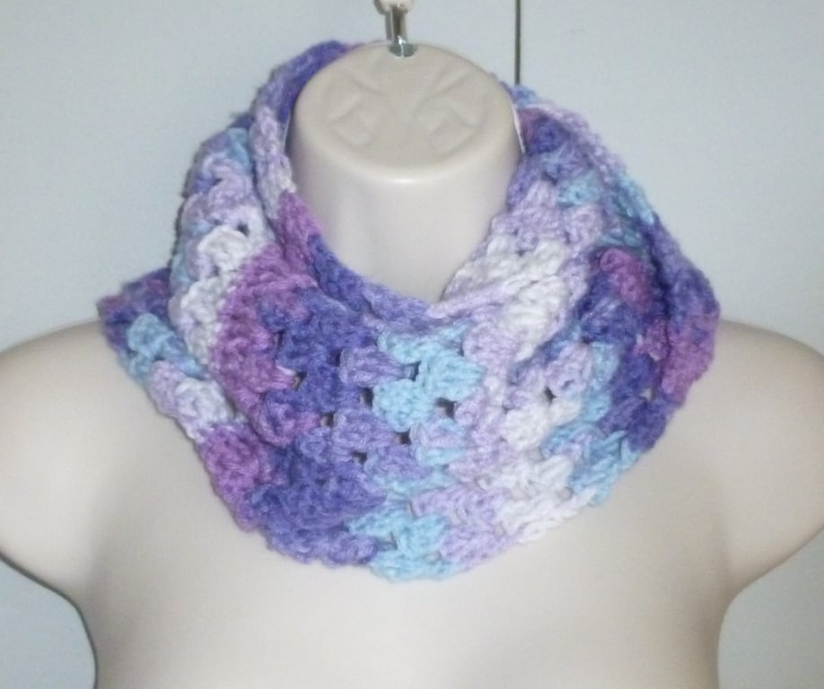 crochet infinity scarf cowl scarf mauve mix ( ref FA 469 J3 )