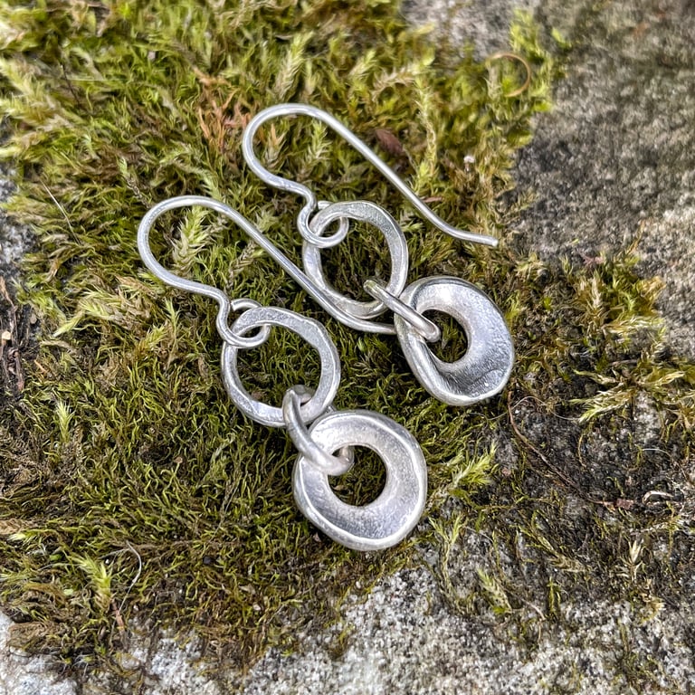 Frosted silver small hag stone dangle earrings