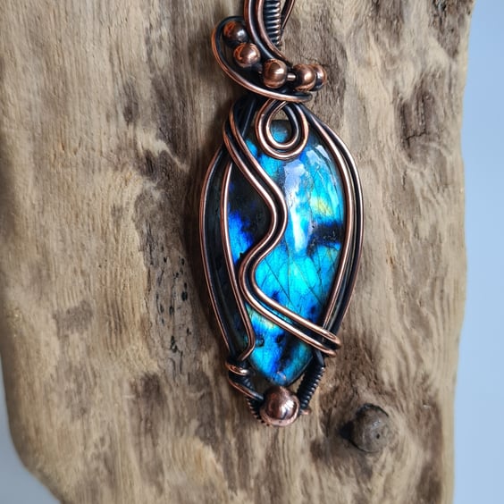 Handmade Natural Blue Labradorite Copper Pendant Necklace Crystal Jewellery Gift