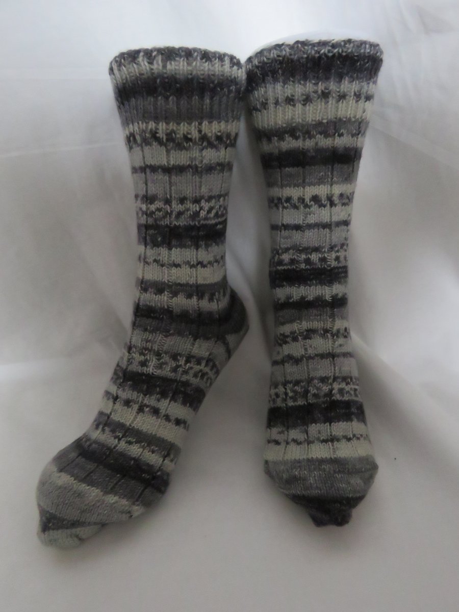 Hand-cranked Knitted Ribbed Wool Socks Size 8 to 9