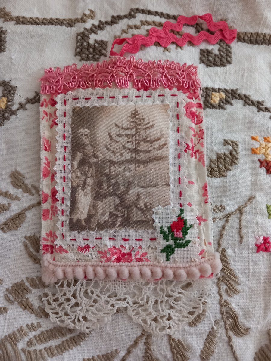 Victorian Christmas image hand-stitched decoration 