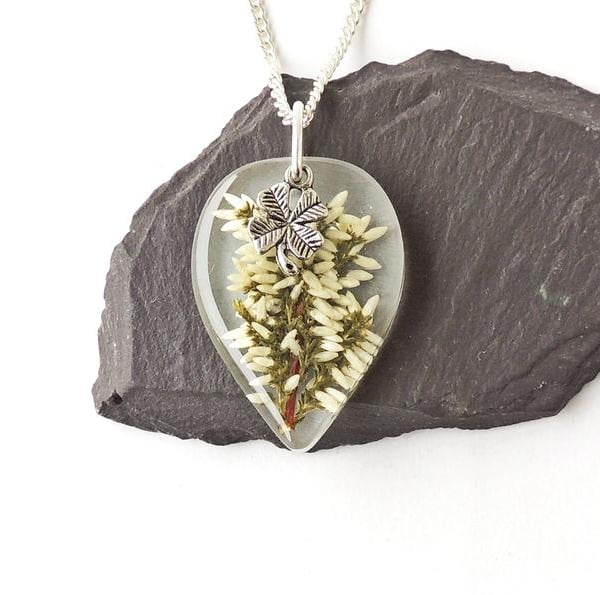 White Heather Resin Necklace - 1202a