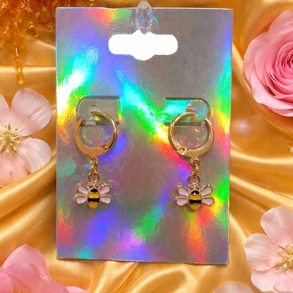 Bee earrings 