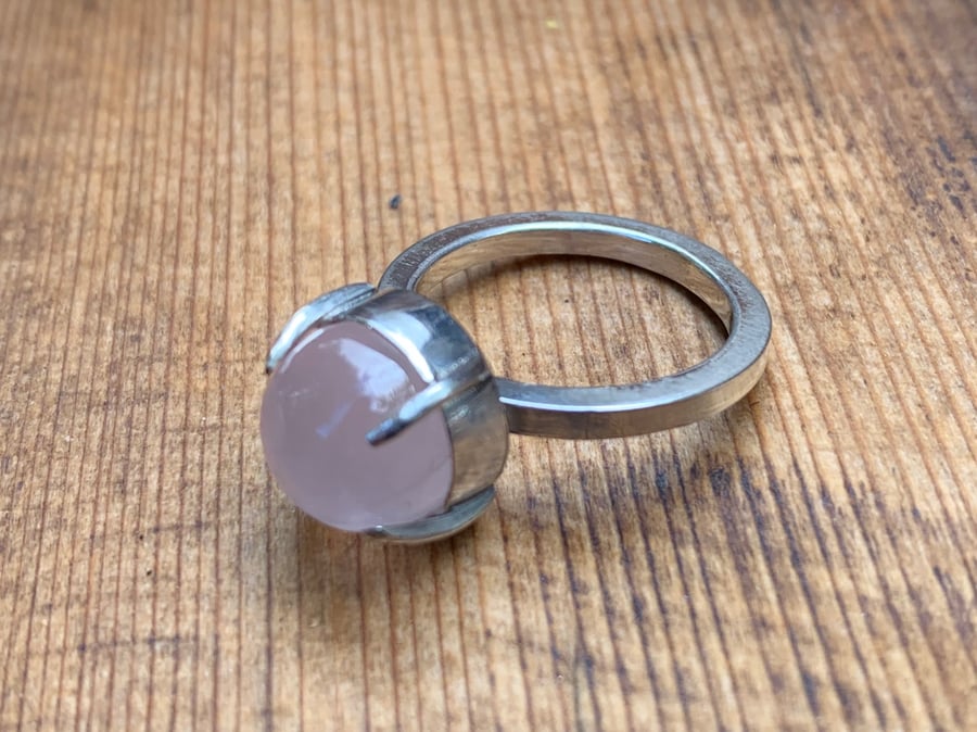 Large Claw Set Rose Quartz on ‘Chunky’ Sterling Silver Ring