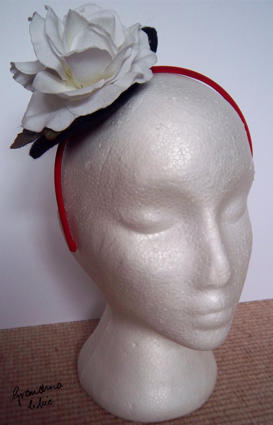 Floral fascinator