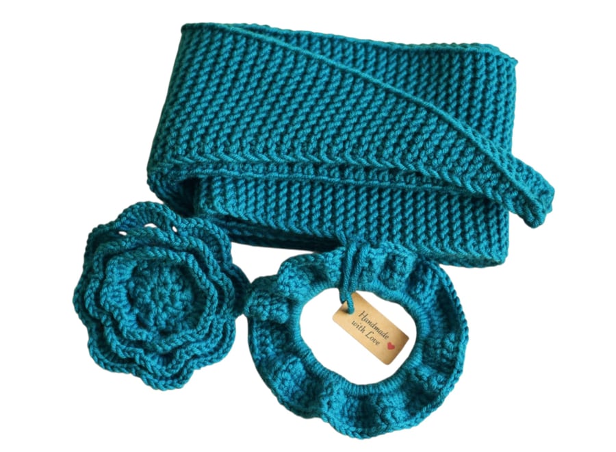 Handmade Merino Wool Scarf & Crochet Scrunchies Set - Hand Knitted Scarf