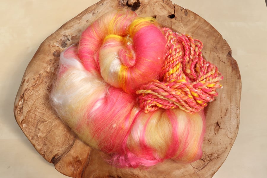 50g Rhubarb & Custard Art Batt for Spinning