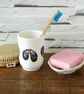 Toothbrush holder, mussel design, white ceramic, make-up brush, pencil pot - Image 5