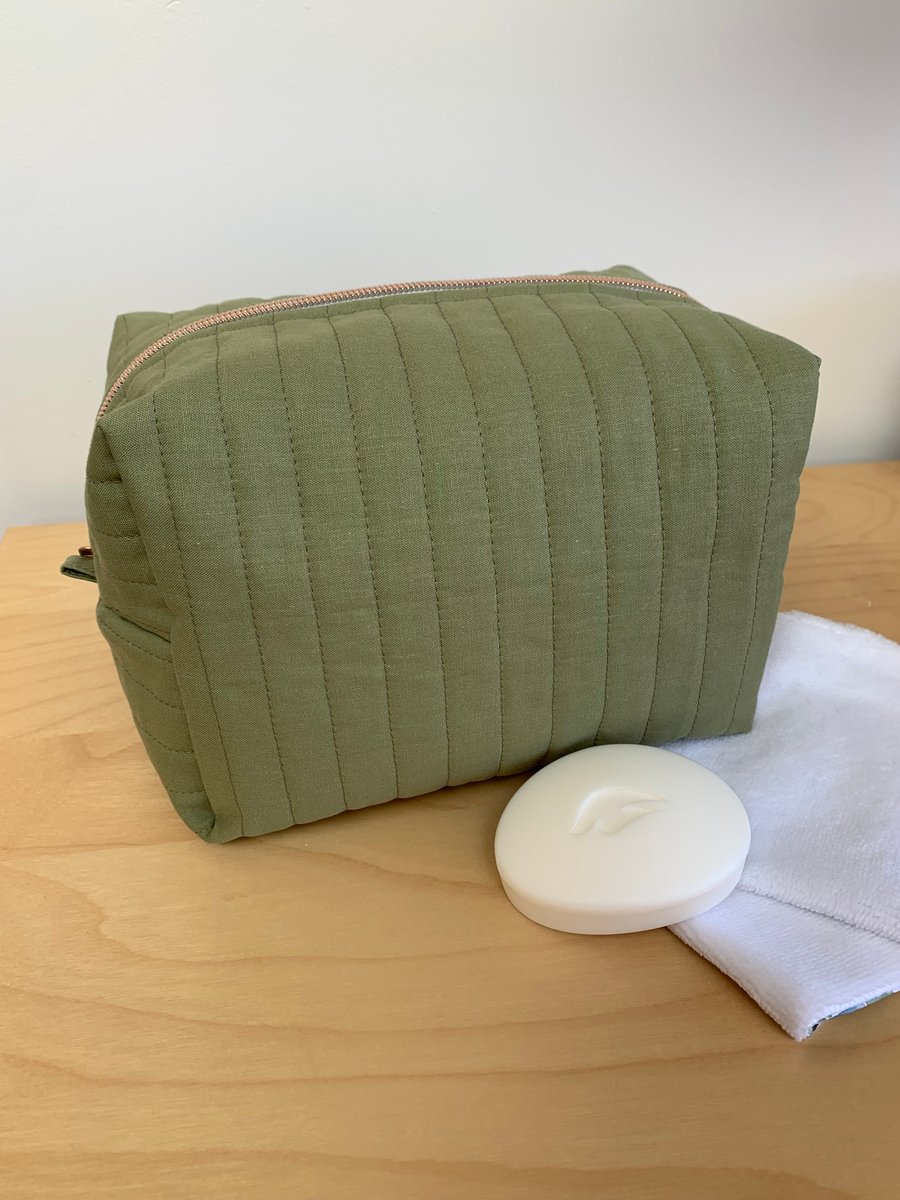 Sage Green Quilted Fabric Box Shape Washbag