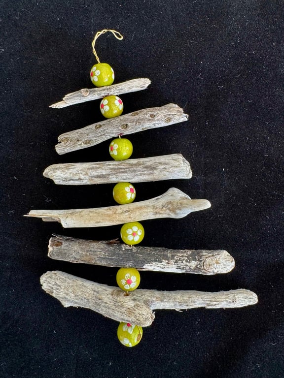 Driftwood Christmas Tree with Upcycled Flower Beads