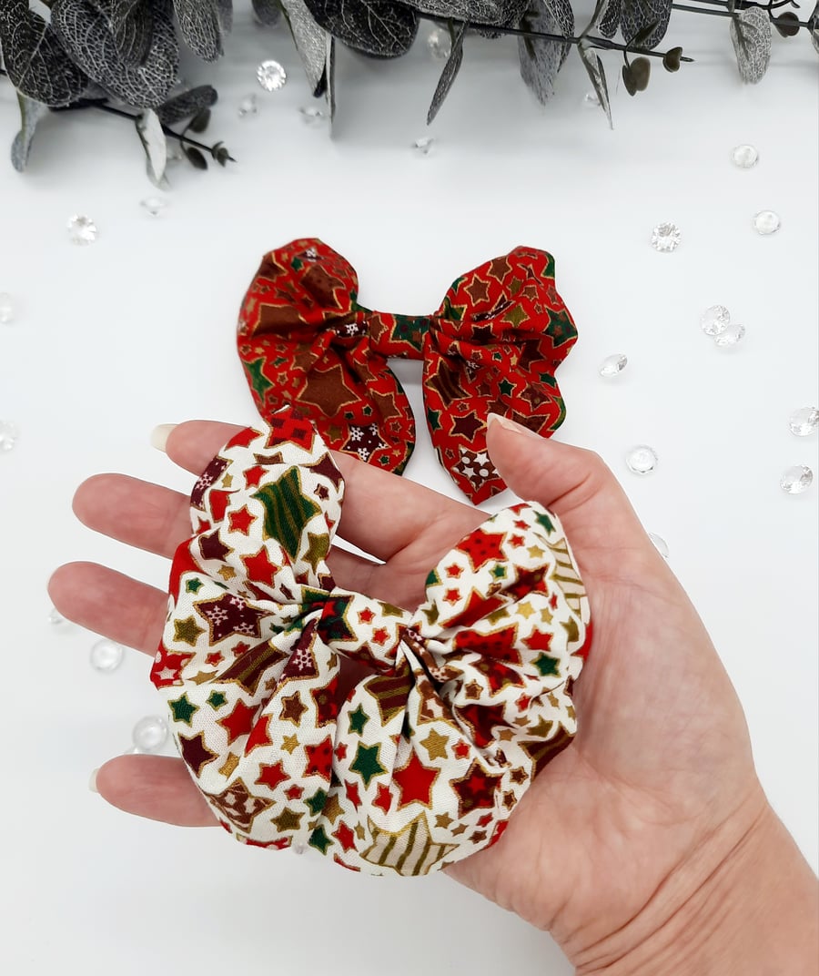 Christmas star clip on hair bow set. Sale. 