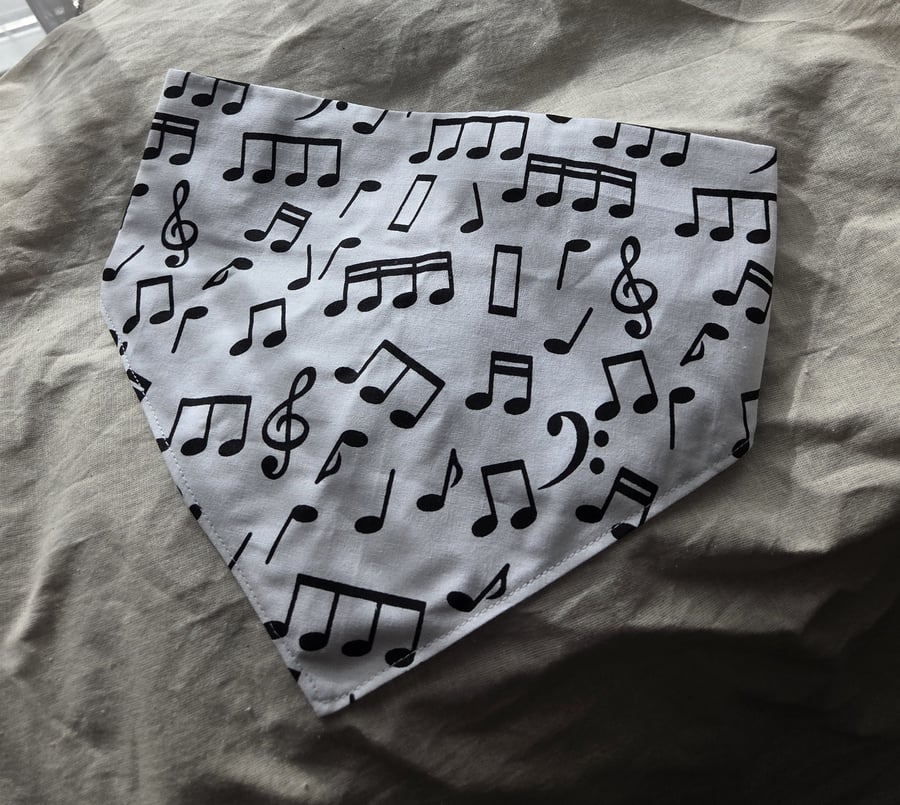 Elasticated slip-on Dog Bandana - Size XL-XXL