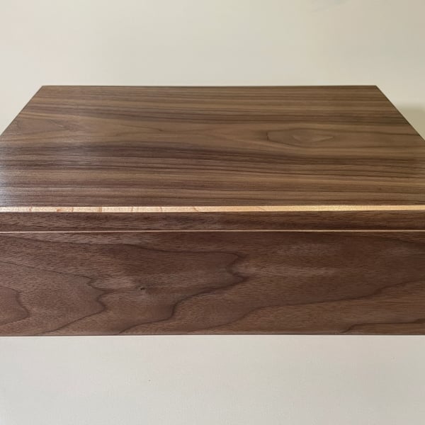 Handmade Walnut and Maple jewellery box, Walnut and Maple keepsake box