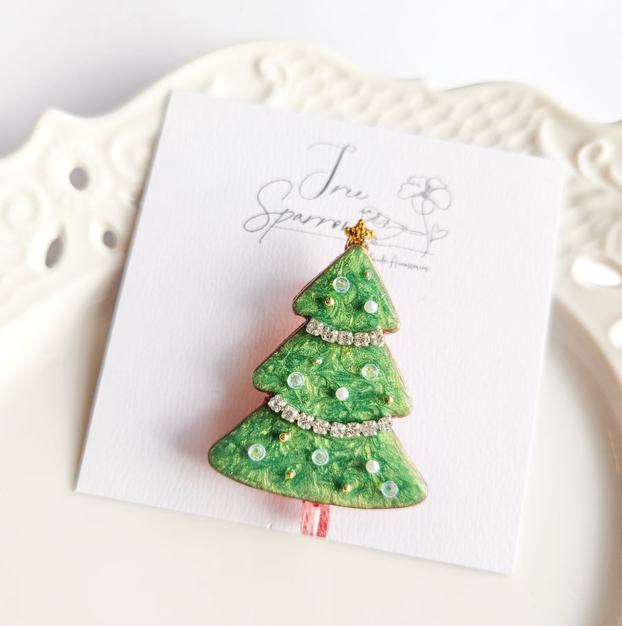 Christmas Tree Brooch