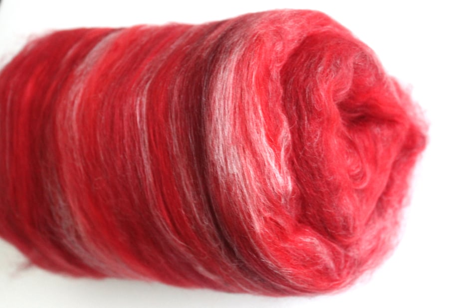 Carded Batt Merino & Silk Reds 100g Fine Merino Wool XL for Spinning or Felting