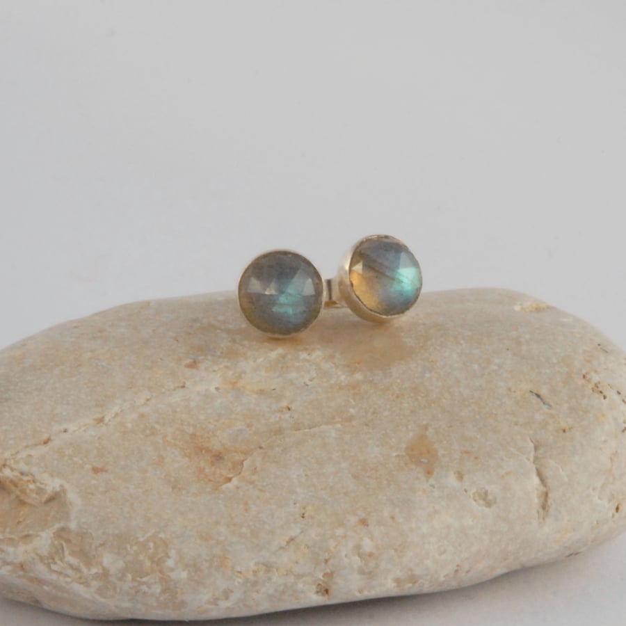 Sterling silver and facetted labradorite stud earrings