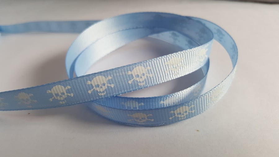 3m Ribbon - Printed Grosgrain - 9mm - Skull & Crossbones - Pale Blue 