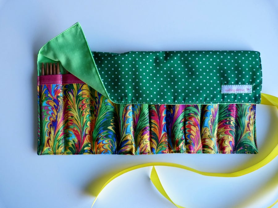 11 Sets Bamboo Double Pointed 5" Sock Knitting Needles in a Roll Up Case. Spot.