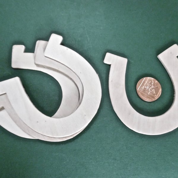 5 x Wooden Plaques   Unfinished 3mm Plywood HORSESHOE  Shape NOT laser cut