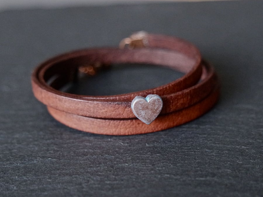 Leather wrap bracelet - Heart slider brown copper patina-blue