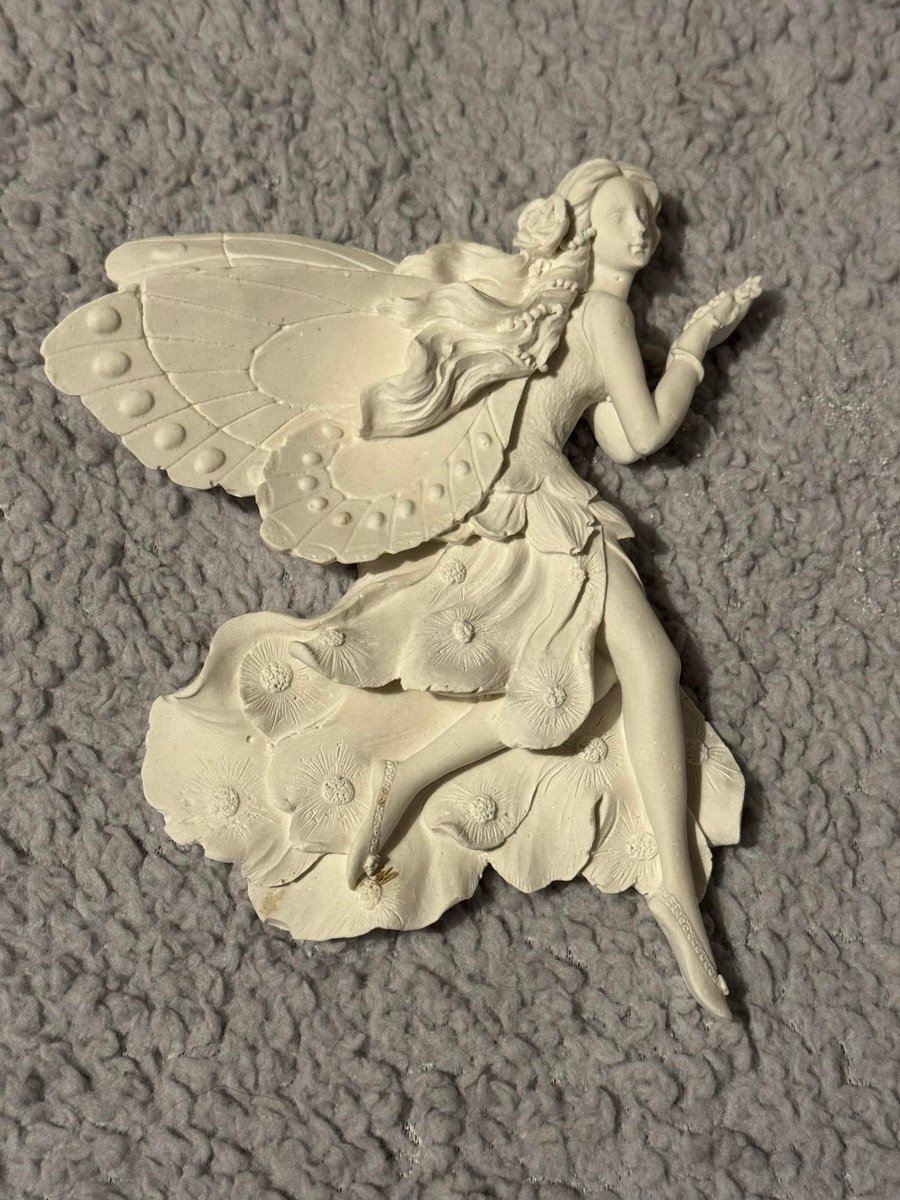 Paint Your Own Lovely Fairy Wall Plaque.