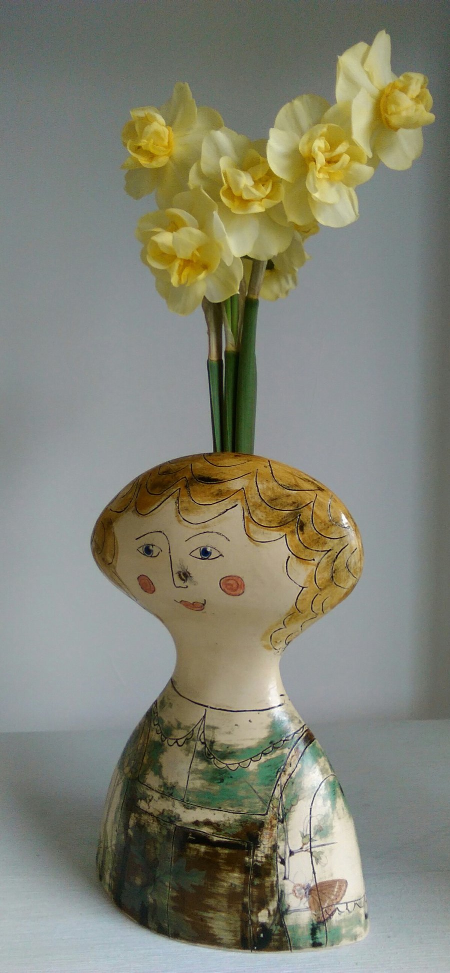 Figurative ceramic vase 