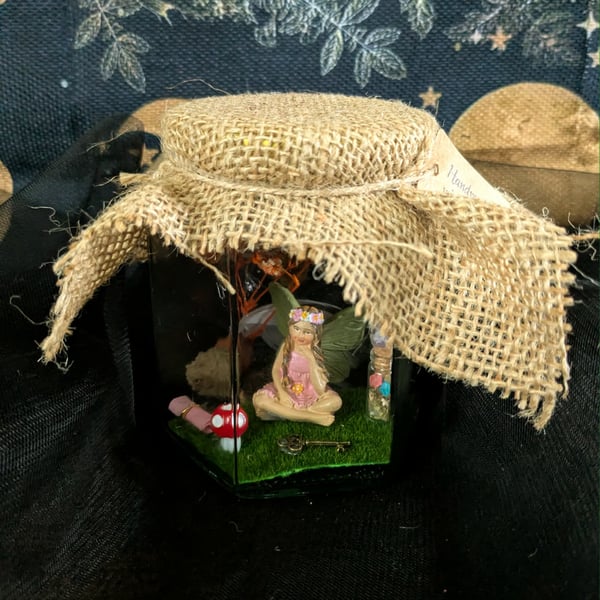 Fairy spell jar - Each fairy arrives safely inside a handmade enchanted jar