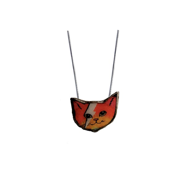 Little Bowie Aladdin Sane pink, red &yellow Cat Necklace by EllyMental Jewellery