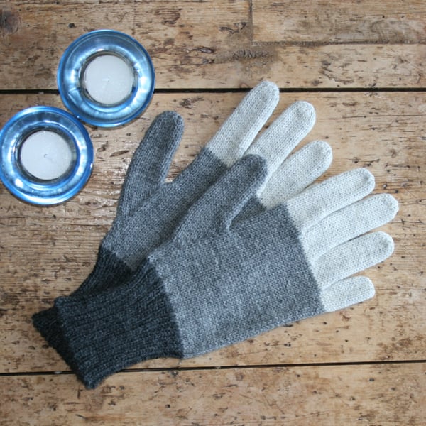 Men's and women's grey woolly gloves