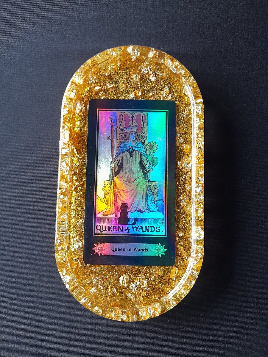 Oval Resin Trinket Tray With Encased 'Queen of Wands' Tarot Card