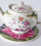 Tulip and Bracken Artwork Round Ceramic Tile Trivet with Cork Backing - Image 3