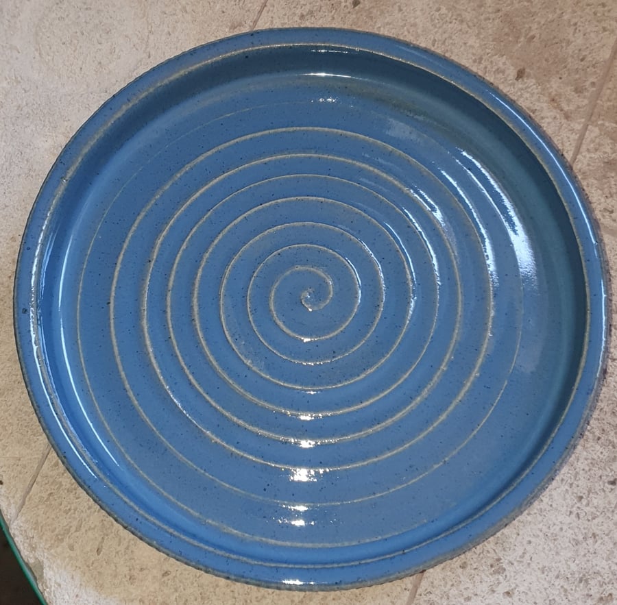 Stoneware plates