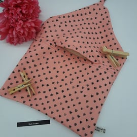 Peg bag, pink heart clip on, free uk delivery.  